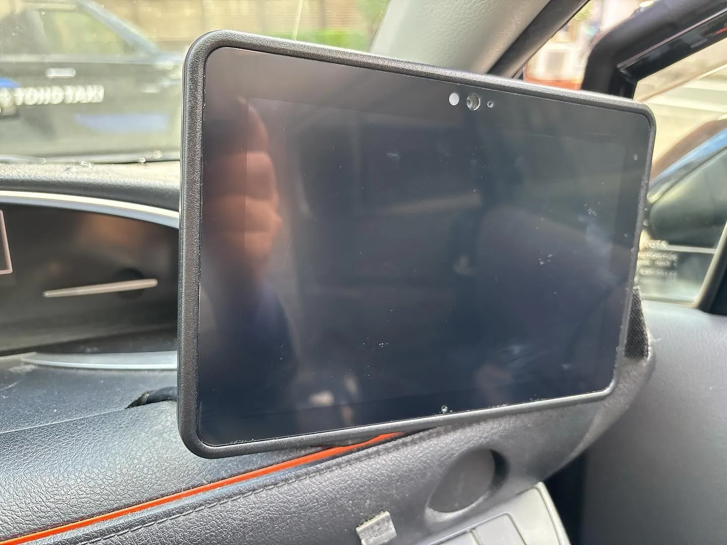 東宝タクシーもついに！